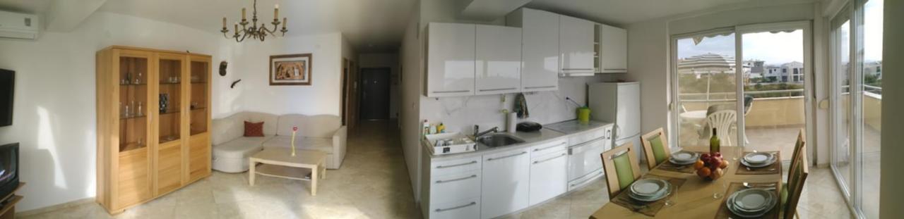 Apartament M & E โวดีเซ ภายนอก รูปภาพ