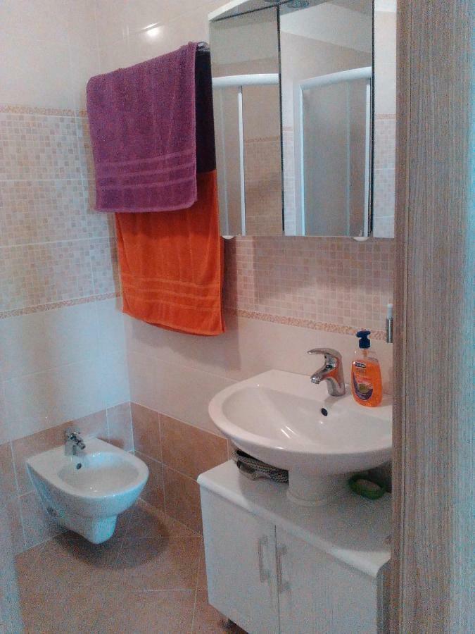 Apartament M & E โวดีเซ ภายนอก รูปภาพ